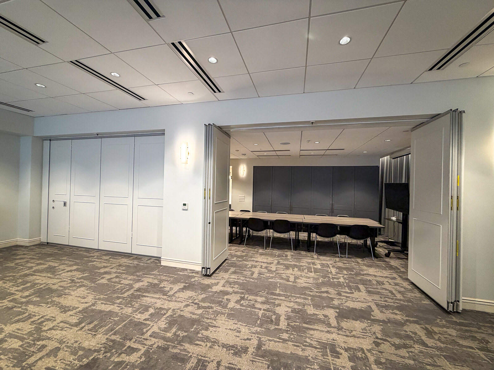 Modernfold Acousti-Seal Premier Brings Flexible Event Space to a Downtown Boston Hotel